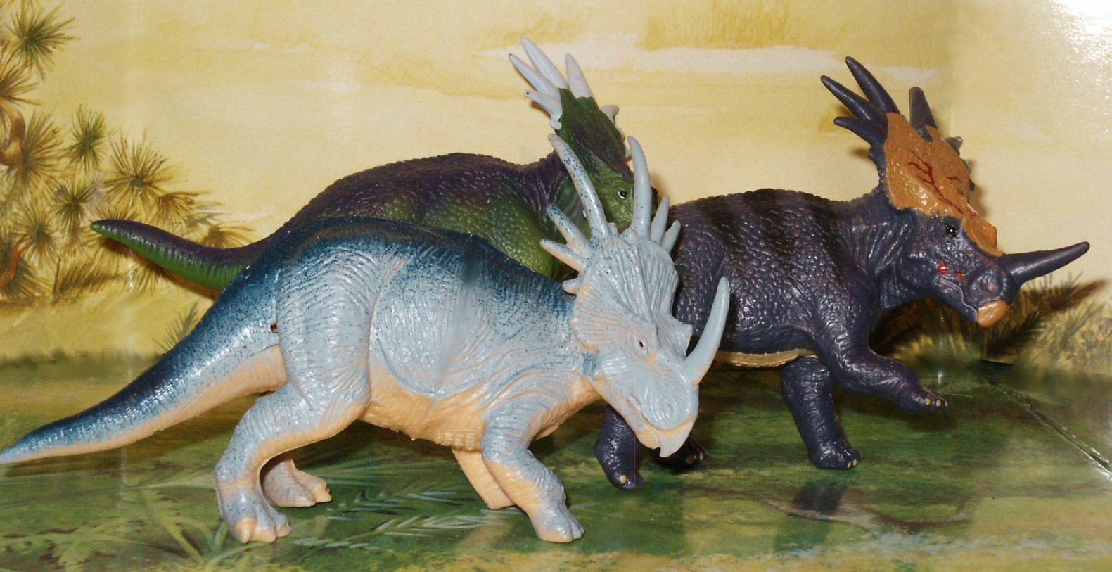 Wild Safari Styracosaurus with Chinasaur 