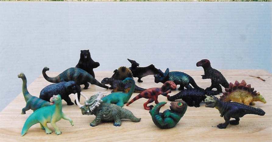 Bullyland Medium Museum Series or Standard size figures and Disney Dinosaur characters